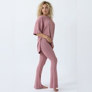 EUC Foxy Kind Weekend Pants & Top Set